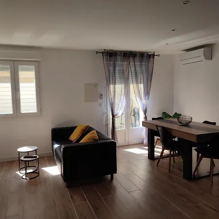 Appartement L'Oasis Mezoise à Mèze Extérieur photo